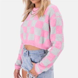Adika Sweaters Adika Checkered fuzzy Crop Sweater